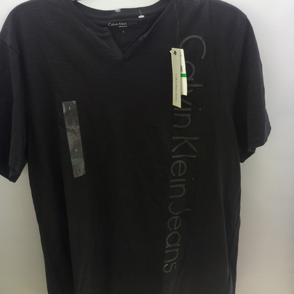 New Calvin Klein VNeck Top